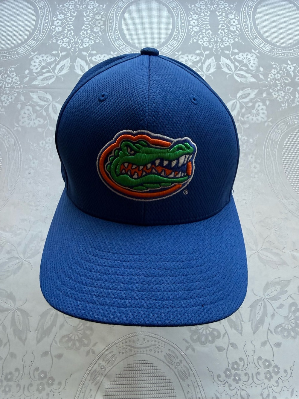 Top of the World Blue Flexfit Hat Cap Florida Gators Embroidered Logo OSFM (M/L)